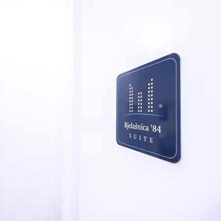 Megapolis Luxury Suites Appartement *
