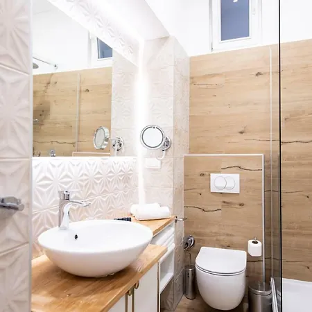 Megapolis Luxury Suites * Sarajevo